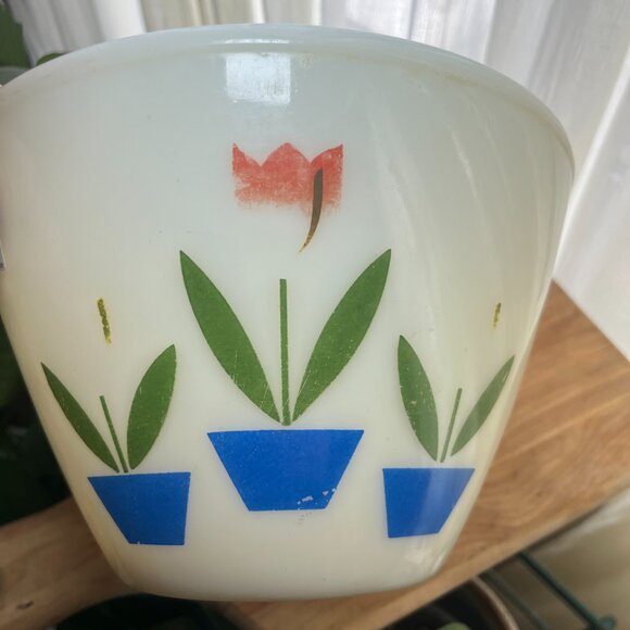AS-IS Vintage Fire King Blue Flower Bowl - Worn - Picture 6 of 6